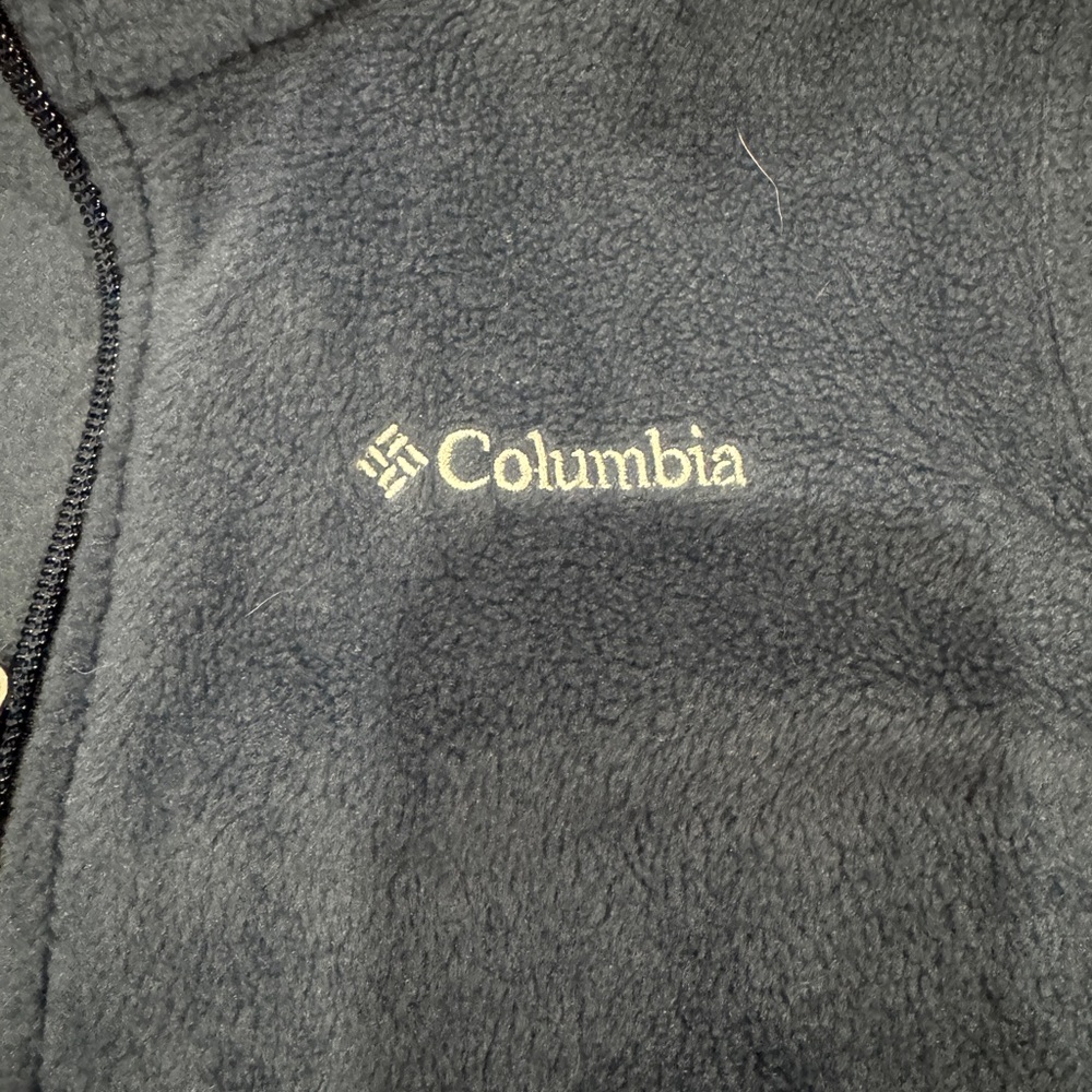 Columbia Women's Navy Blue Fleece Vest - Picture 6 of 8